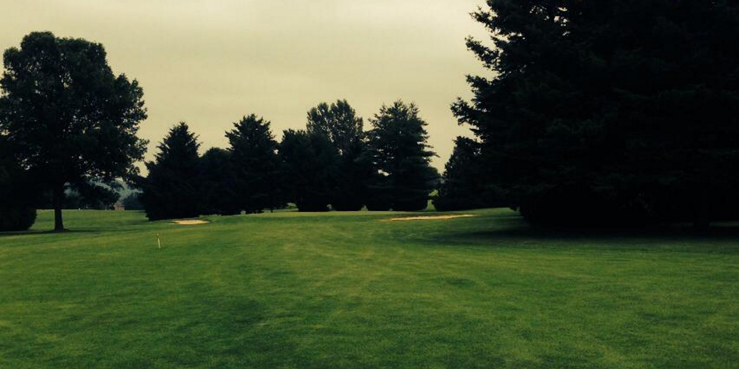 Lakeland Hills Country Club