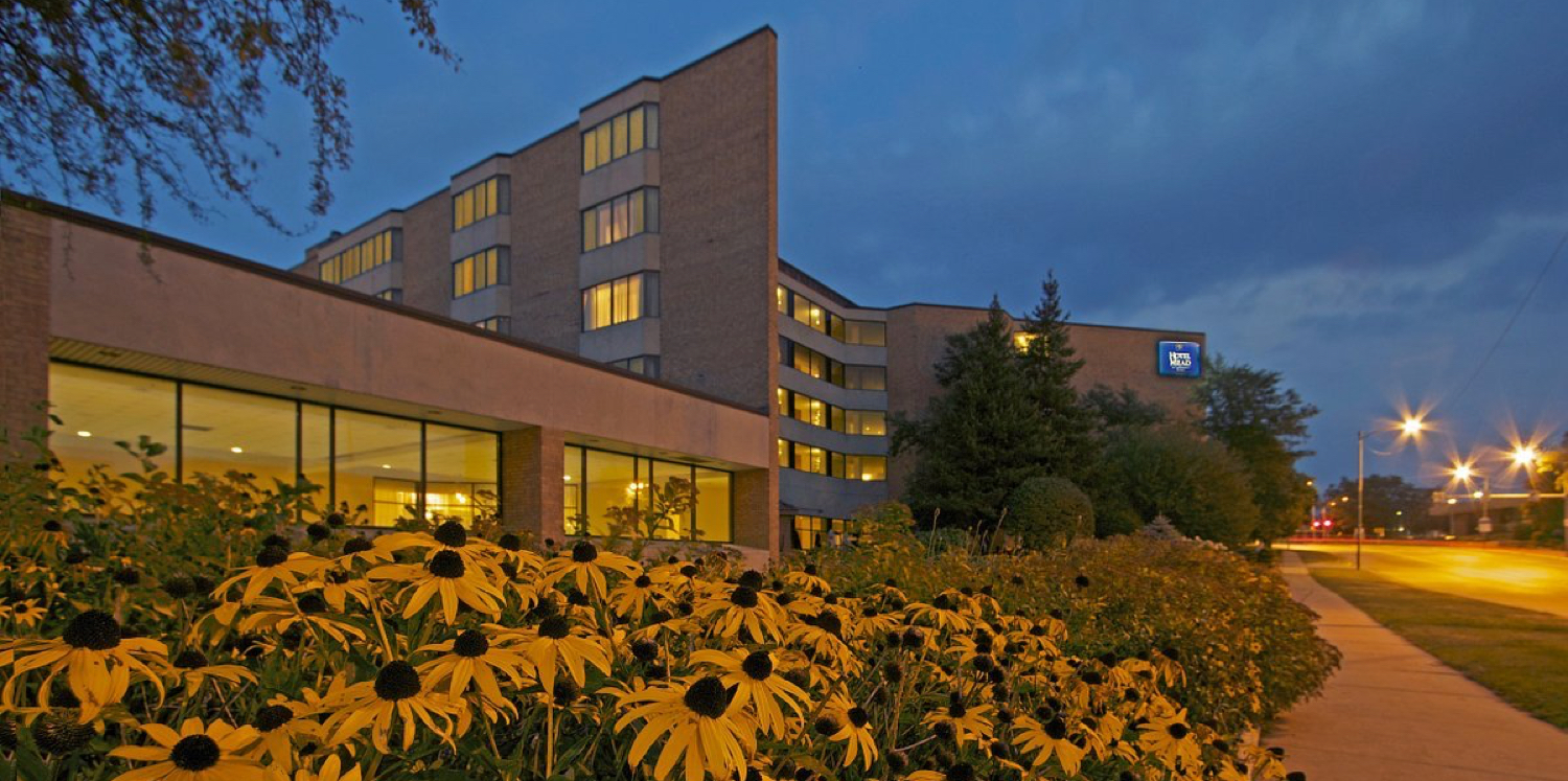 Hotel Mead