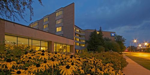 Hotel Mead